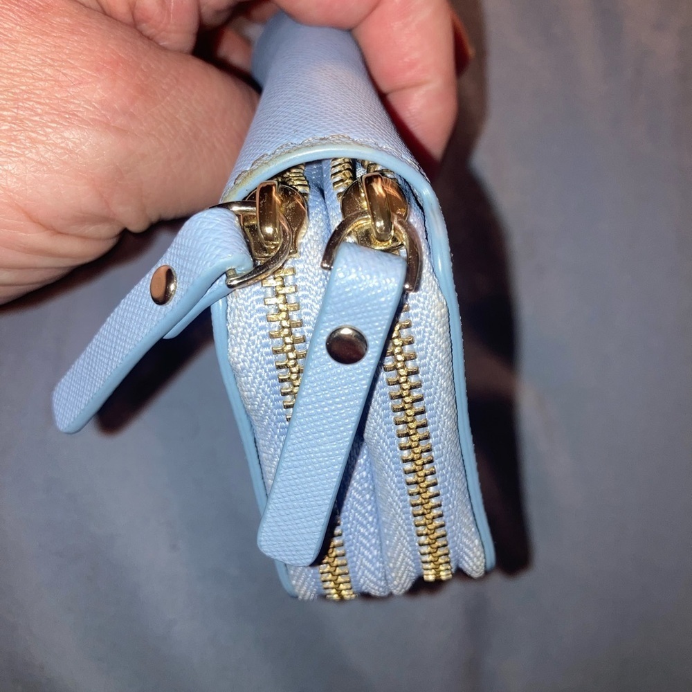 Kate Spade Light Blue Wallet - Picture 4 of 10